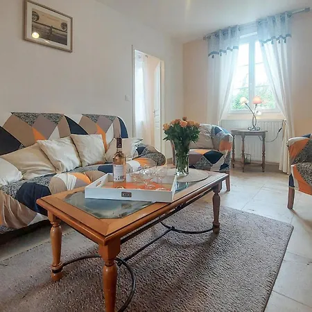 2 Bedroom Lovely Home In Ponthoile Exterior photo