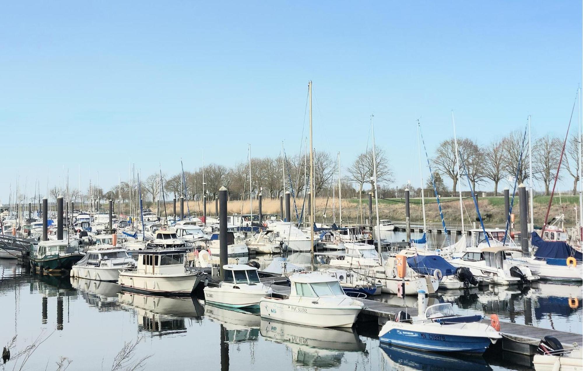 Holiday home 2 Bedroom Lovely In